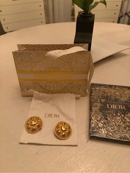 Dior Jewelry - Christian Dior Gold-Tone Decorative Vintage Earrings